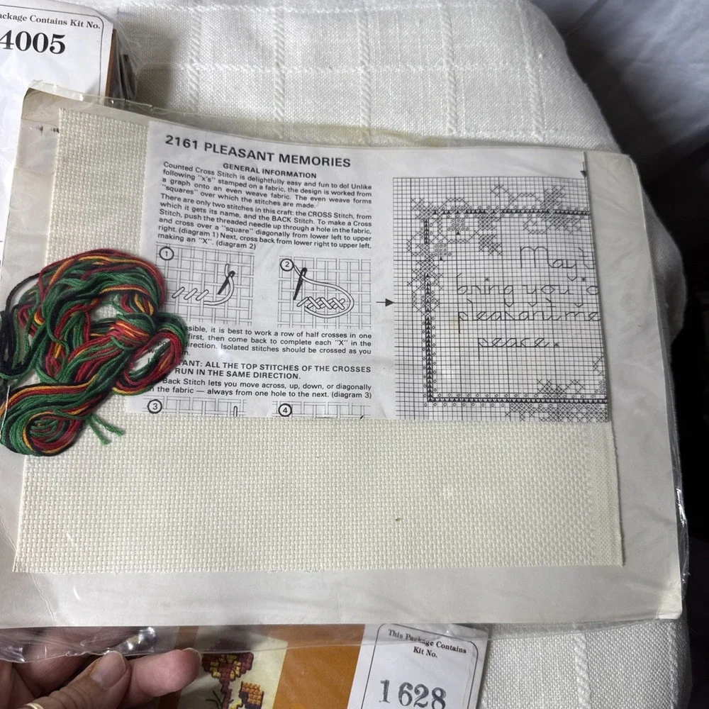 Creative Circle Lot 5 Needlecraft Kits 2161, 313, 1628, 330 &‎ 4005 Vintage